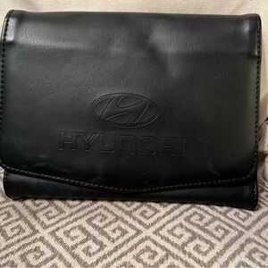 Hyundai Leather Case for Owners Manual Operators User Guide. Black.